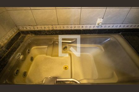 Casa à venda com 344m², 4 quartos e 4 vagas Casa à venda com 344m², 4 quartos e 4 vagasBanheiro da Suíte 1