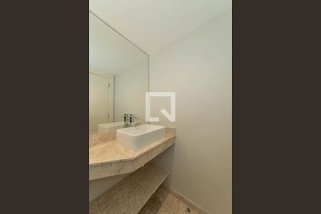 Apartamento à venda com 200m², 4 quartos e 3 vagas Apartamento à venda com 200m², 4 quartos e 3 vagasLavabo