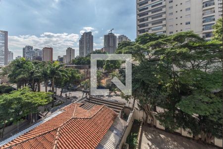 Apartamento à venda com 200m², 4 quartos e 3 vagas Apartamento à venda com 200m², 4 quartos e 3 vagasSacada da Suíte 1 - Vista