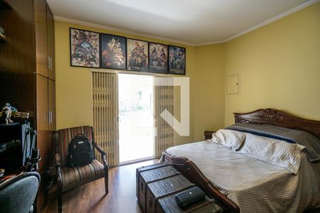 Casa à venda com 367m², 3 quartos e 2 vagas Casa à venda com 367m², 3 quartos e 2 vagasQuarto 02