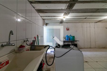 Casa à venda com 360m², 3 quartos e 8 vagas Casa à venda com 360m², 3 quartos e 8 vagasÁrea de Serviço