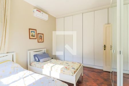 Casa para alugar com 690m², 4 quartos e 8 vagasQuarto 1