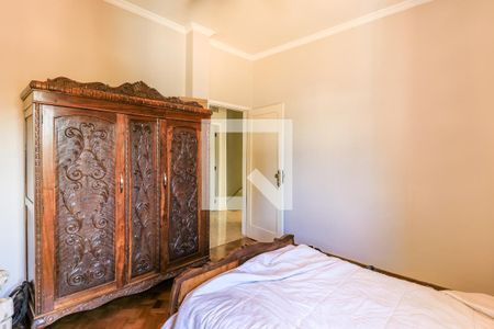 Casa para alugar com 690m², 4 quartos e 8 vagasSuíte 2