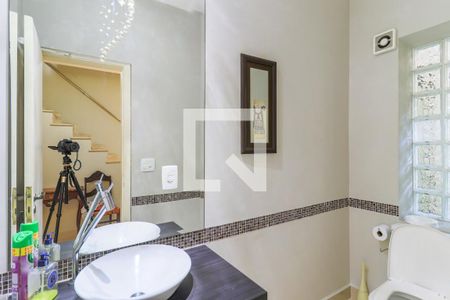 Casa para alugar com 690m², 4 quartos e 8 vagasLavabo