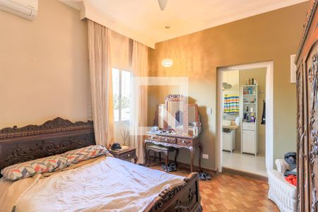 Casa para alugar com 690m², 4 quartos e 8 vagasSuíte 2