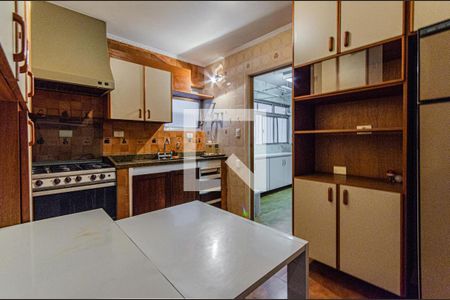 Apartamento à venda com 96m², 2 quartos e 1 vaga Apartamento à venda com 96m², 2 quartos e 1 vagaCozinha