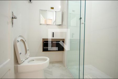 Casa para alugar com 170m², 3 quartos e 2 vagas Casa para alugar com 170m², 3 quartos e 2 vagasBanheiro