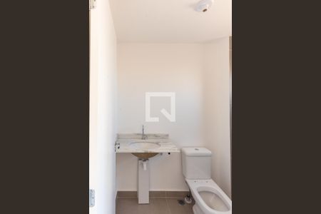 Apartamento à venda com 83m², 2 quartos e 3 vagas Apartamento à venda com 83m², 2 quartos e 3 vagasBanheiro da Suíte 2