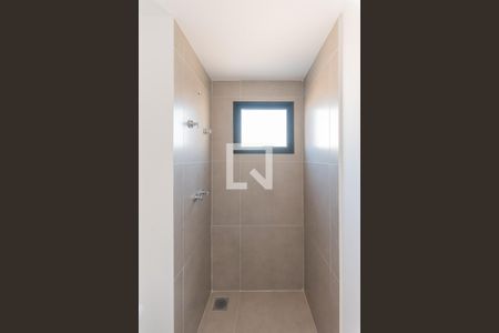 Apartamento à venda com 83m², 2 quartos e 3 vagas Apartamento à venda com 83m², 2 quartos e 3 vagasBanheiro da Suíte 2