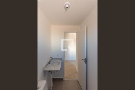Apartamento à venda com 83m², 2 quartos e 3 vagas Apartamento à venda com 83m², 2 quartos e 3 vagasBanheiro da Suíte 1