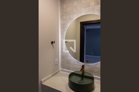 Casa de condomínio à venda com 293m², 3 quartos e 4 vagas Casa de condomínio à venda com 293m², 3 quartos e 4 vagasLAVABO