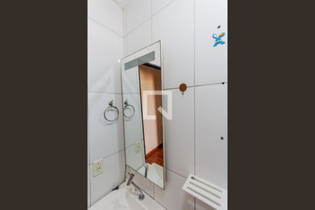 Apartamento à venda com 44m², 2 quartos e 1 vaga Apartamento à venda com 44m², 2 quartos e 1 vagaBanheiro