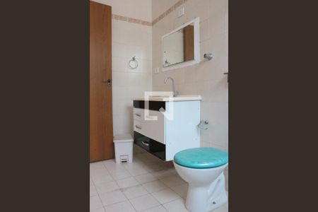 Casa à venda com 164m², 4 quartos e 4 vagasBanheiro