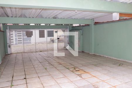 Casa à venda com 164m², 4 quartos e 4 vagasQuintal / Garagem para 4 carros