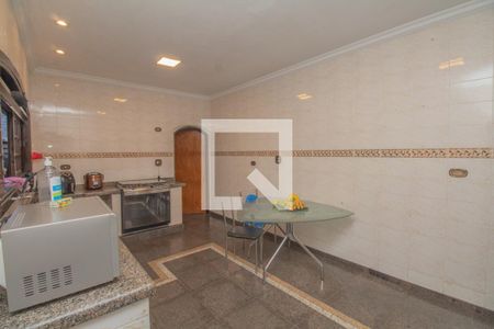 Casa à venda com 191m², 4 quartos e 2 vagas Casa à venda com 191m², 4 quartos e 2 vagasCozinha