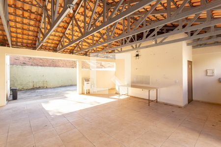 Apartamento para alugar com 90m², 2 quartos e sem vaga Apartamento para alugar com 90m², 2 quartos e sem vagaÁrea comum - Salão de festas