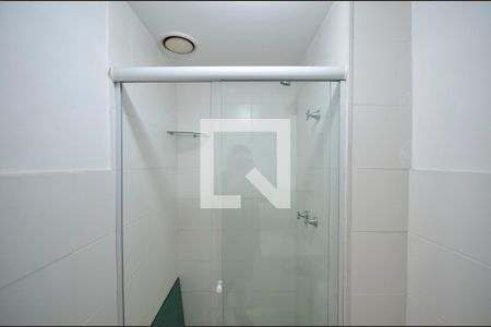 Apartamento à venda com 57m², 2 quartos e 1 vagaBanheiro Social