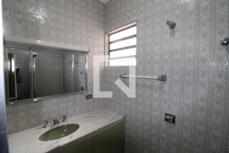 Casa à venda com 250m², 3 quartos e 2 vagasQuarto 2 - Banheiro