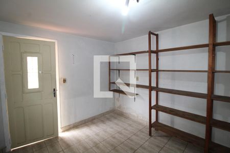 Casa à venda com 250m², 3 quartos e 2 vagasÁrea de Serviço - Quarto 1