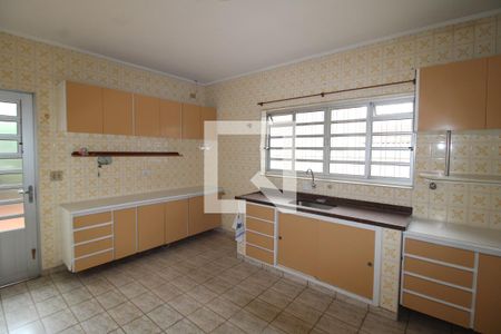 Casa à venda com 250m², 3 quartos e 2 vagasCozinha 2