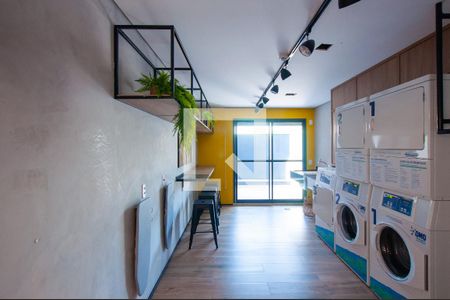 Studio à venda com 27m², 1 quarto e sem vaga Studio à venda com 27m², 1 quarto e sem vagaÁrea comum