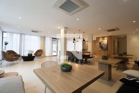 Apartamento à venda com 68m², 2 quartos e 1 vagaÁrea comum - Salão de festas