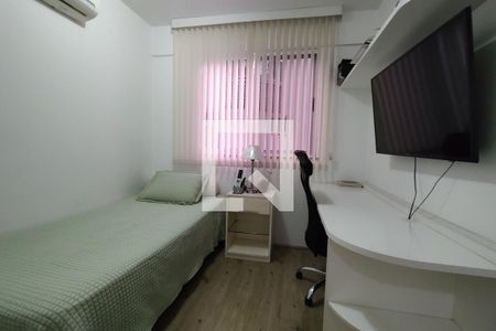 Apartamento à venda com 110m², 4 quartos e 2 vagas Apartamento à venda com 110m², 4 quartos e 2 vagasQuarto 2 - Armários