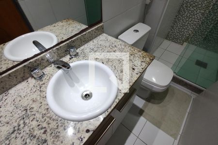 Apartamento à venda com 110m², 4 quartos e 2 vagas Apartamento à venda com 110m², 4 quartos e 2 vagasBanheiro Social