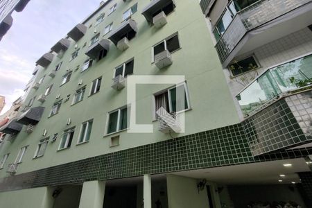 Apartamento à venda com 110m², 4 quartos e 2 vagas Apartamento à venda com 110m², 4 quartos e 2 vagasFachada do bloco