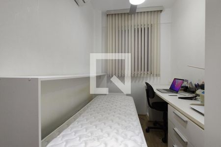 Apartamento à venda com 110m², 4 quartos e 2 vagas Apartamento à venda com 110m², 4 quartos e 2 vagasQuarto 4 - Armários