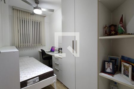 Apartamento à venda com 110m², 4 quartos e 2 vagas Apartamento à venda com 110m², 4 quartos e 2 vagasQuarto 4 - Armários