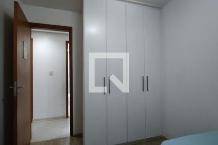 Apartamento à venda com 110m², 4 quartos e 2 vagas Apartamento à venda com 110m², 4 quartos e 2 vagasQuarto 3 - Armários