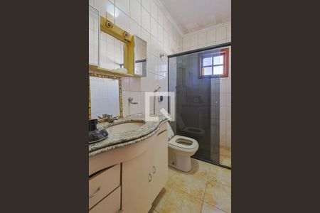 Casa à venda com 360m², 6 quartos e 6 vagas Casa à venda com 360m², 6 quartos e 6 vagas2° andar - Banheiro 2