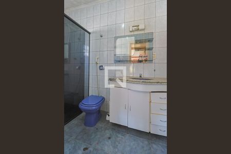 Casa à venda com 360m², 6 quartos e 6 vagas Casa à venda com 360m², 6 quartos e 6 vagas2° andar - Banheiro 1