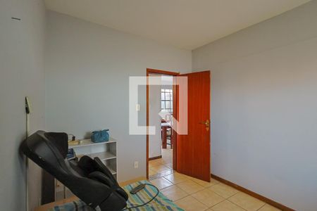 Casa à venda com 360m², 6 quartos e 6 vagas Casa à venda com 360m², 6 quartos e 6 vagasQuarto 2