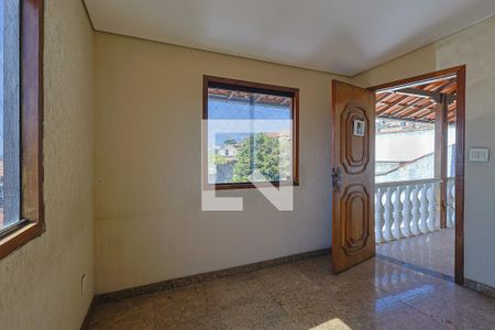 Casa à venda com 360m², 6 quartos e 6 vagas Casa à venda com 360m², 6 quartos e 6 vagas2° andar - Quarto 1