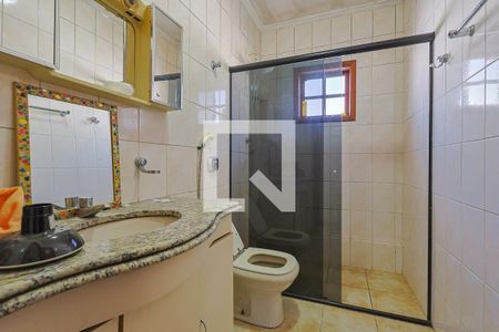 Casa à venda com 360m², 6 quartos e 6 vagas Casa à venda com 360m², 6 quartos e 6 vagas2° andar - Banheiro 2