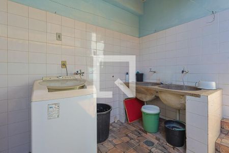 Casa à venda com 360m², 6 quartos e 6 vagas Casa à venda com 360m², 6 quartos e 6 vagasÁrea de serviço