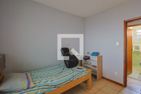 Casa à venda com 360m², 6 quartos e 6 vagas Casa à venda com 360m², 6 quartos e 6 vagasQuarto 2