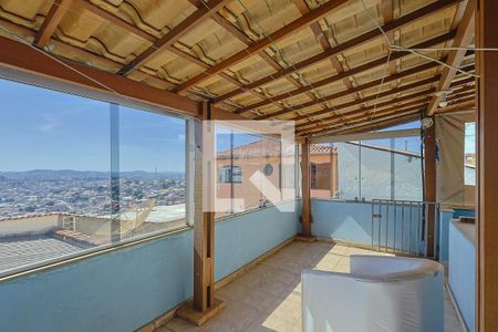 Casa à venda com 360m², 6 quartos e 6 vagas Casa à venda com 360m², 6 quartos e 6 vagasÁrea de serviço