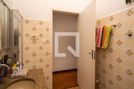 Casa à venda com 130m², 2 quartos e 1 vaga Casa à venda com 130m², 2 quartos e 1 vagaBanheiro