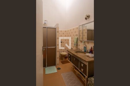 Casa à venda com 130m², 2 quartos e 1 vaga Casa à venda com 130m², 2 quartos e 1 vagaBanheiro