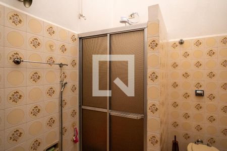 Casa à venda com 130m², 2 quartos e 1 vaga Casa à venda com 130m², 2 quartos e 1 vagaBanheiro