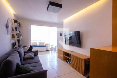 Sala de apartamento à venda com 2 quartos, 80m² em Icaraí, Niterói