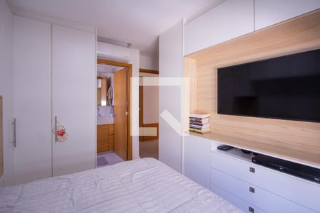 Suíte de apartamento à venda com 2 quartos, 80m² em Icaraí, Niterói