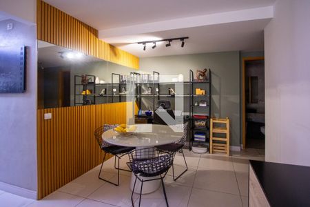 Sala de apartamento à venda com 2 quartos, 80m² em Icaraí, Niterói