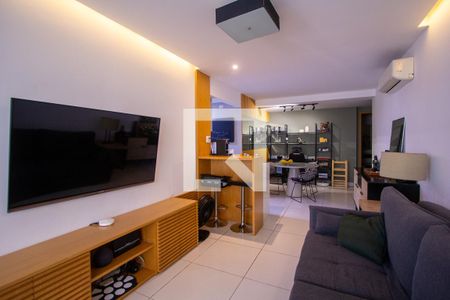 Sala de apartamento à venda com 2 quartos, 80m² em Icaraí, Niterói