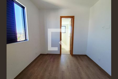 Apartamento à venda com 122m², 3 quartos e 3 vagas Apartamento à venda com 122m², 3 quartos e 3 vagasQuarto 1