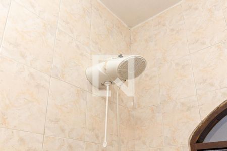 Casa à venda com 100m², 2 quartos e 2 vagasBanheiro Social