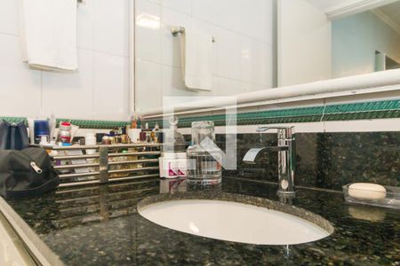 Apartamento à venda com 267m², 3 quartos e 2 vagas Apartamento à venda com 267m², 3 quartos e 2 vagasBanheiro da Suíte